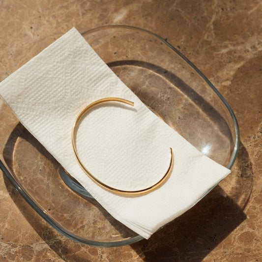 DORA ARMBAND