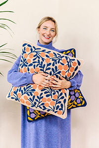 PILLOW COVERED BLUEBERRY