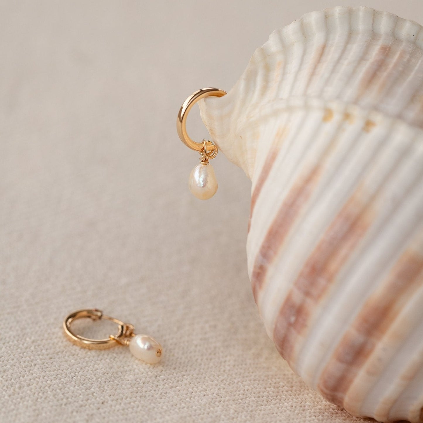 VENICE PEARL HOOP EARRINGS