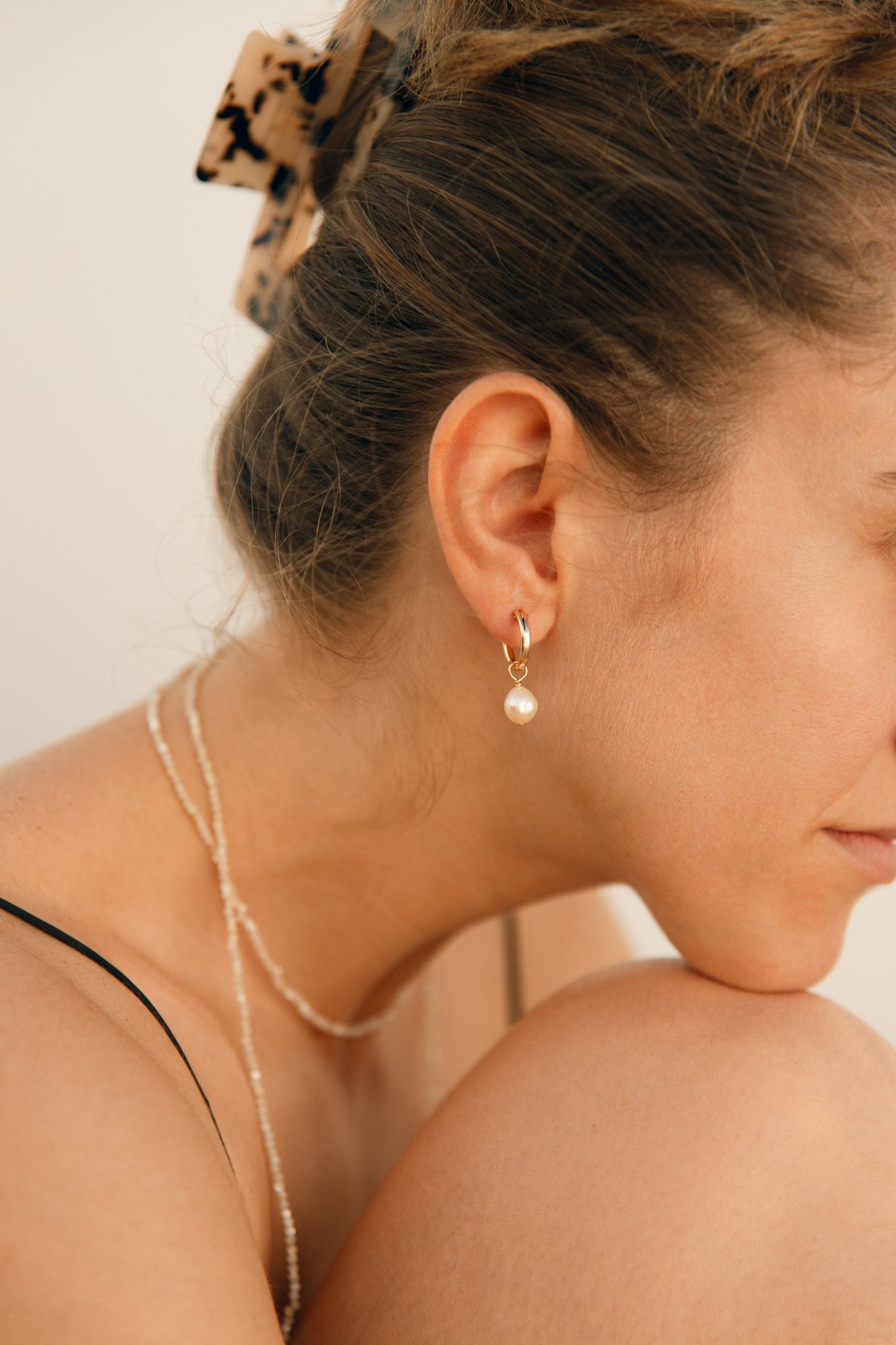 VENICE PEARL HOOP EARRINGS