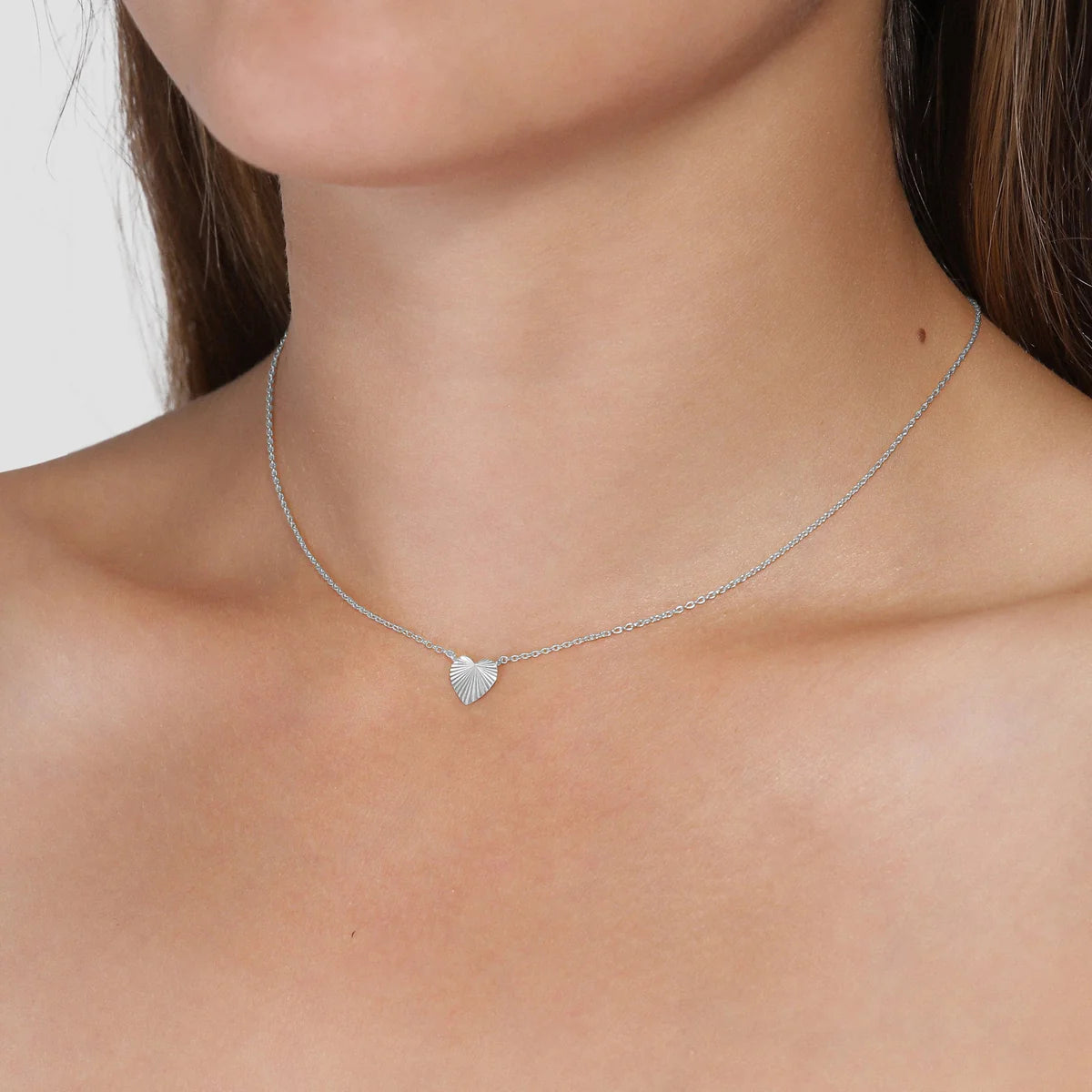 REFLECTION HEART NECKLACE, SILVER