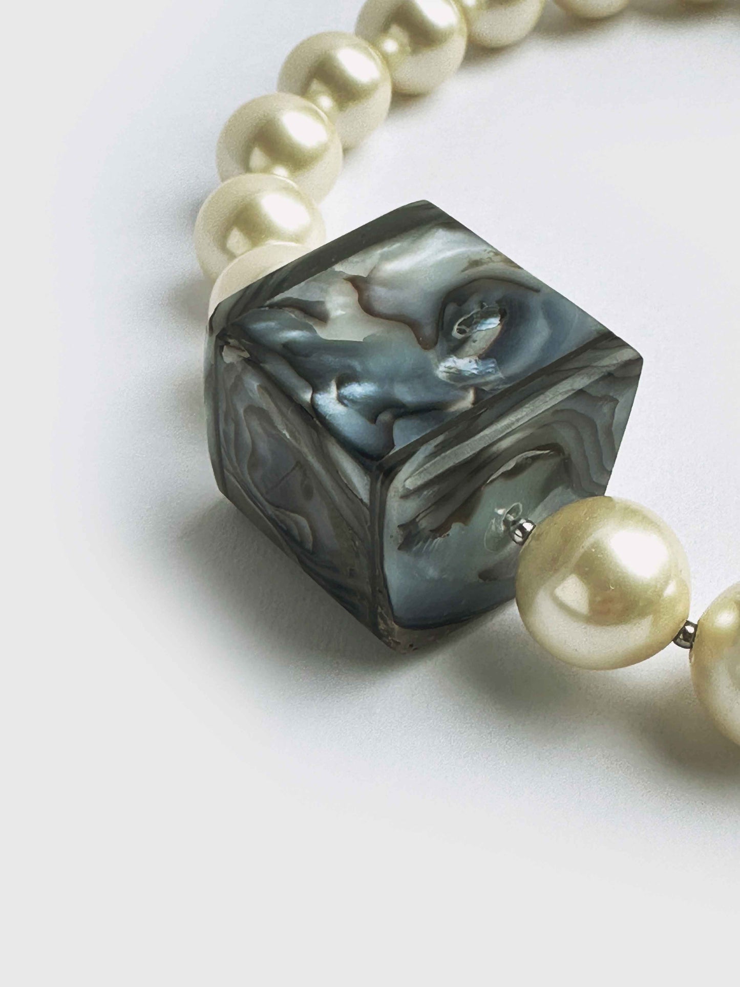 EMPRESS CHOKER