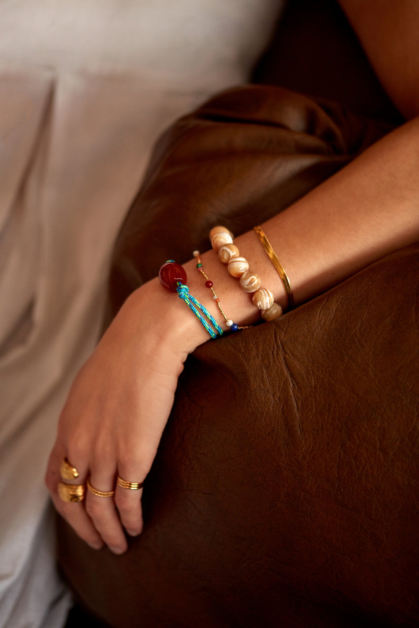 JETSET GEMS BRACELET, CREAM