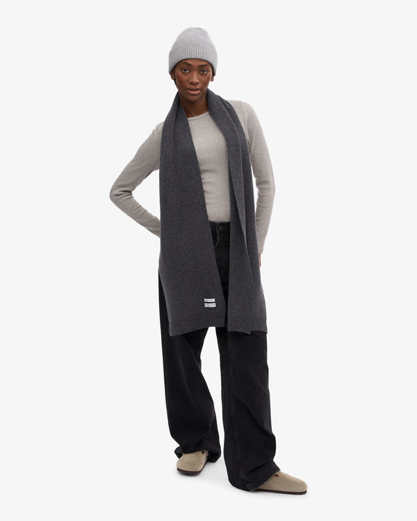 MERINO WOOL SCARF, LAVA GREY